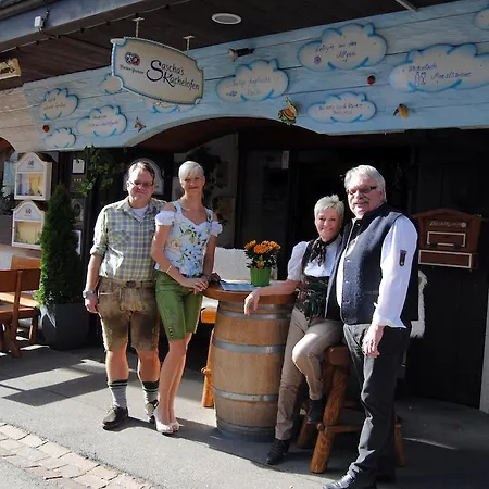 Sascha's Kachelofen Guest house 3*